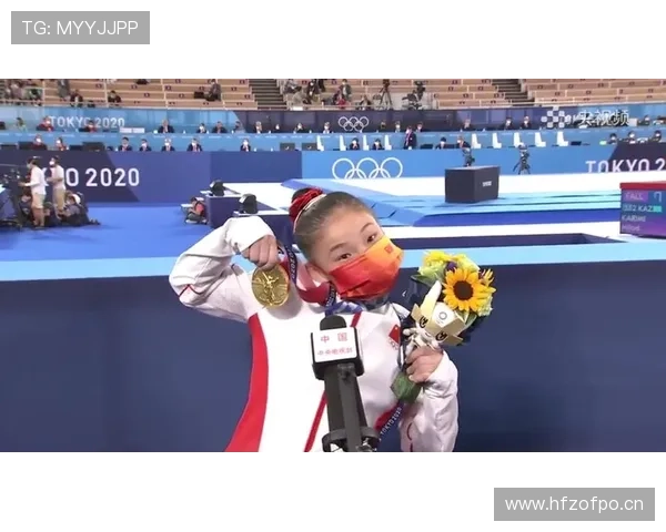 管晨辰家的猫都比我会做体操