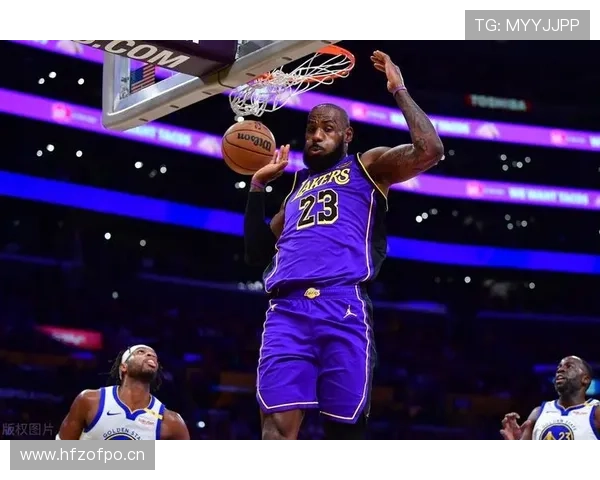 勒布朗早晨健身房连练三个小时，普通人连冻外卖的力气都没了吧？